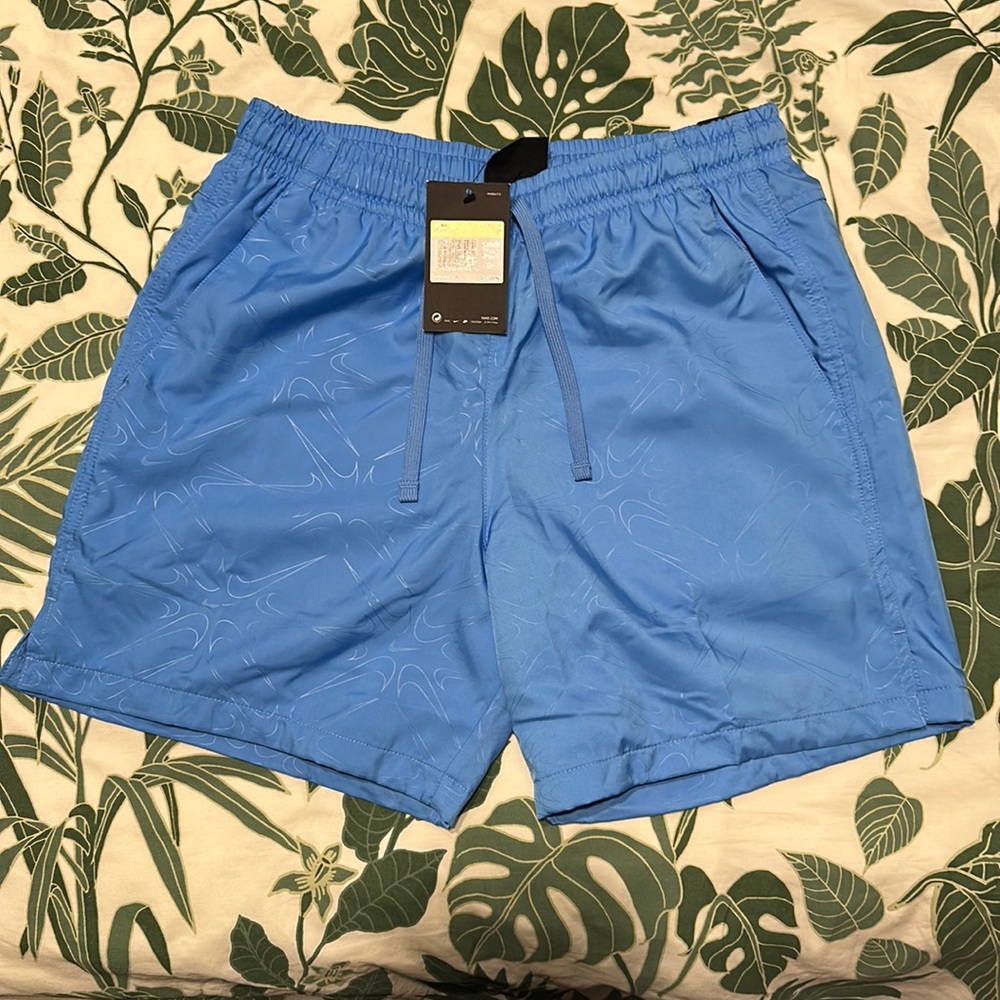 Brand New Mens Nike Shorts Size Small